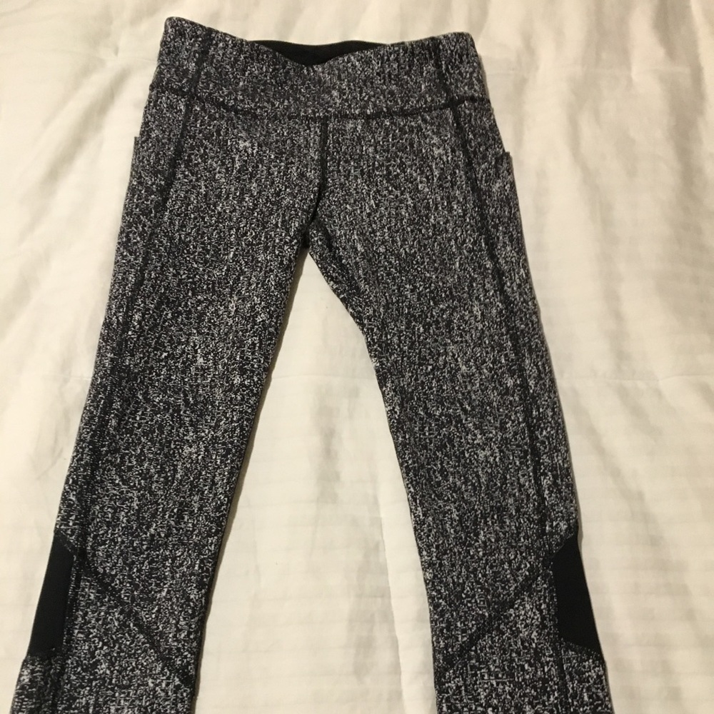 Lululemon 7/8 leggings size 6
